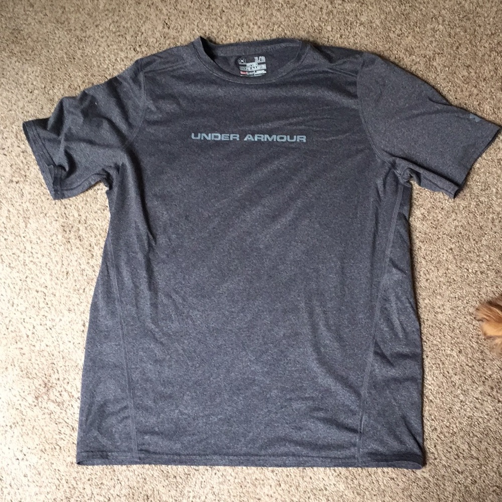 Men’s under armor shirt